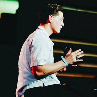 GRAVES - Instagram Profile Picture of GRAVES (@benagraves) on Instagram