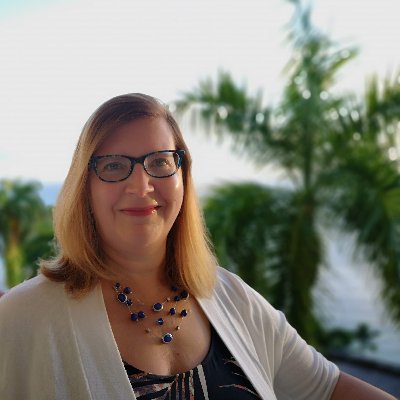 Profile Picture of Elizabeth Yates (@LibraryWriteHer) on Twitter