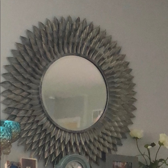 Profile Picture of Joe Demand (@demand23) on Poshmark