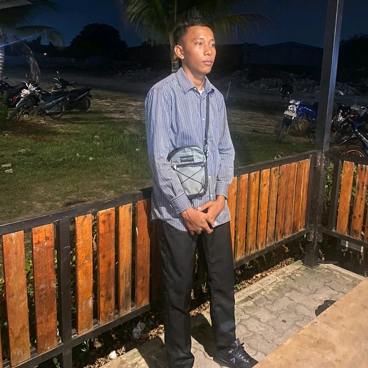 Profile Picture of Daniel Hutasoit (@daniell28h) on Tiktok