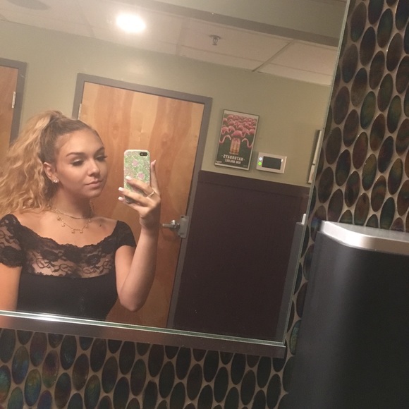 Profile Picture of Bri Gabany (@bri_gabany) on Poshmark