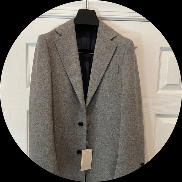 Profile Picture of Jon Gillis (@jon_173) on Poshmark