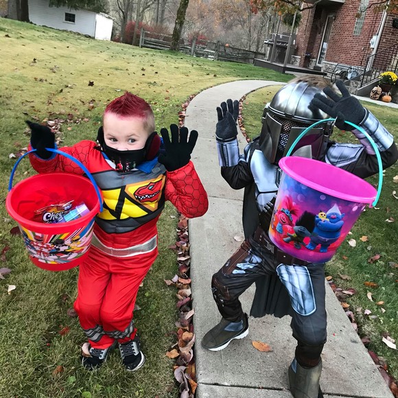 Profile Picture of Apryl Powell (@powell_5308) on Poshmark