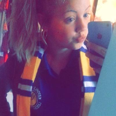 Profile Picture of Erin Pickles (@erinlufcx) on Twitter