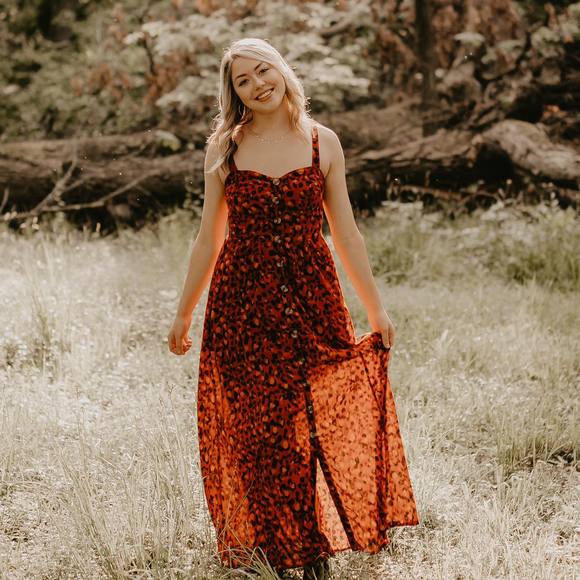 Profile Picture of Brenna Perisho (@brenna_kailyn9) on Poshmark