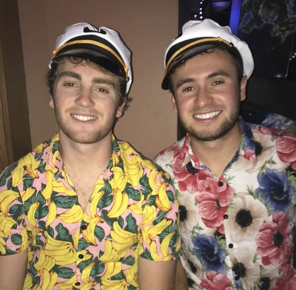 Profile Picture of Garrett Huxoll (@garretthuxoll32) on Poshmark