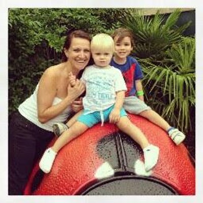 Profile Picture of Julie Peak (@jjpeak0706) on Twitter