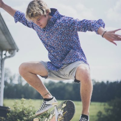 Profile Picture of Max Childress (@maxchilldress) on Twitter