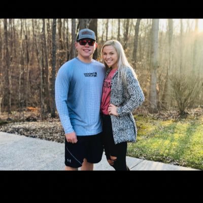 Profile Picture of Wyatt Burton (@WildmanWyattB) on Twitter