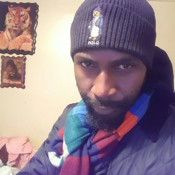 Profile Picture of Damion Easey (@easey1010) on Poshmark