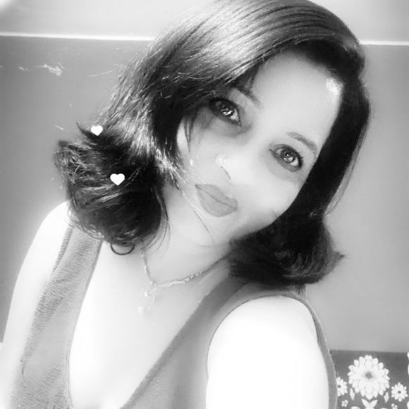 Profile Picture of Sonali khanna Khanna (@sonalikhannak) on Poshmark