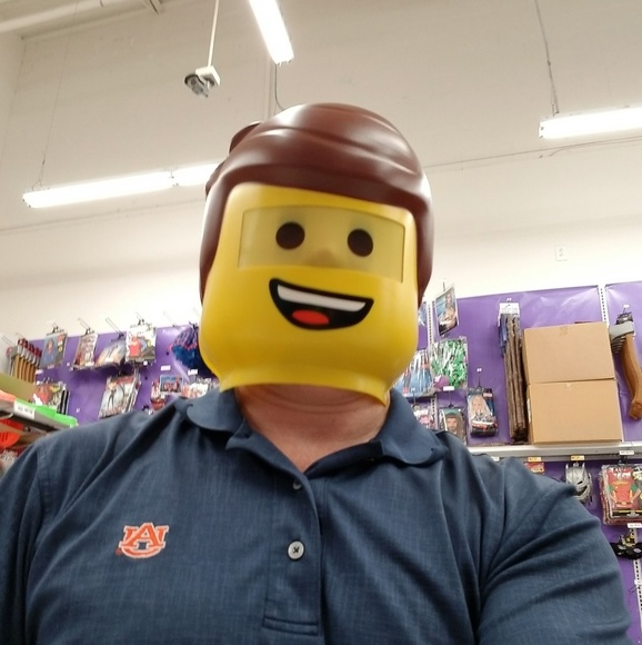 Profile Picture of Robert Sprowl (@rsprowl880) on Poshmark