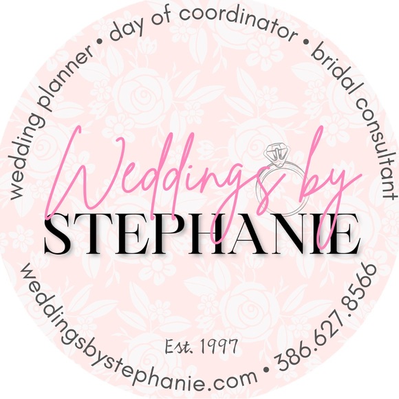 Profile Picture of Stephanie Mazzeo (@stephaniemazzeo) on Poshmark