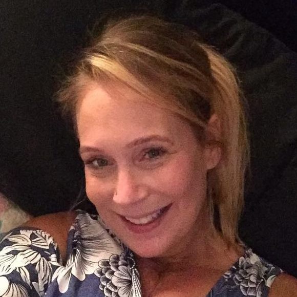 Profile Picture of Carrie Campbell (@clindaugill) on Poshmark