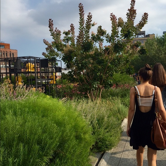 Profile Picture of Elena Kyriakos (@ekyriakos) on Poshmark