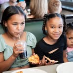 Profile Picture of Lauren Hess (@Lauren-Hess) on Facebook