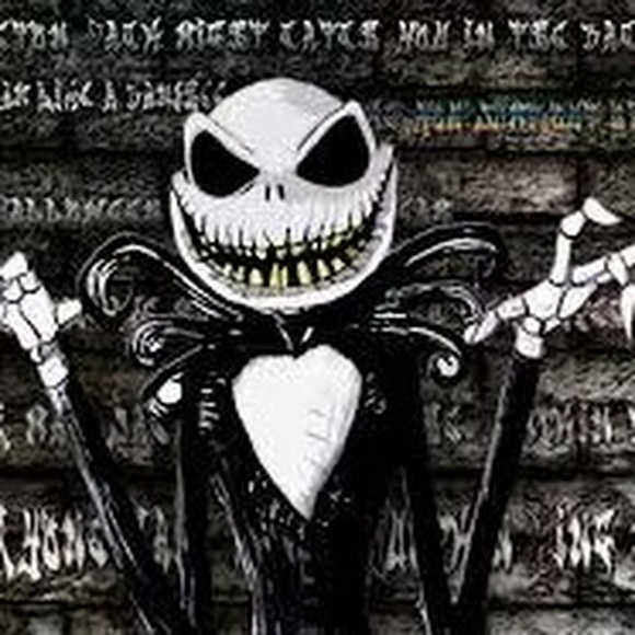 Profile Picture of Shaye Helfert (@shayehelfert152) on Poshmark