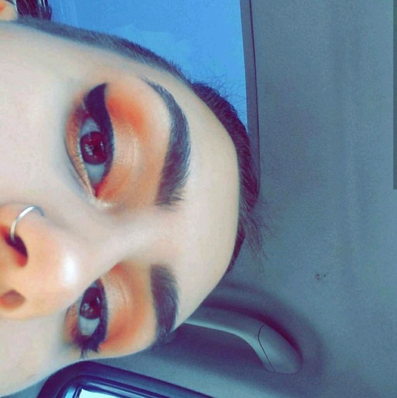 Profile Picture of Page Nelson (@pagemackenzie) on Poshmark