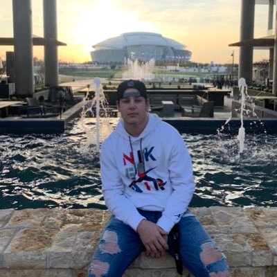 Profile Picture of William (@Dale24William) on Twitter