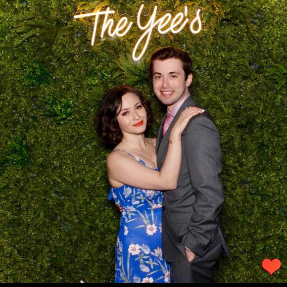 Profile Picture of Olivia Schechtman (@olivyalife) on Poshmark