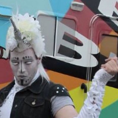 Profile Picture of Aaron L Aka Sunshine (@arynflyingfree) on Twitter