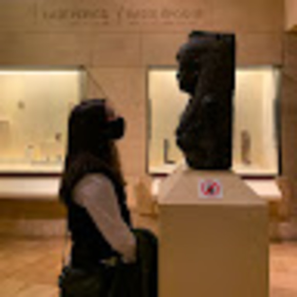 Profile Picture of Victoria Element (@victoriaelement) on Poshmark