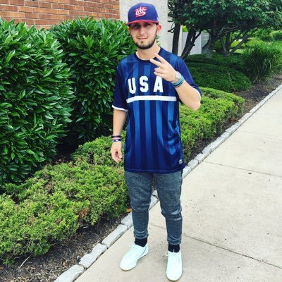 Profile Picture of Curt Mac (@Long_Live_Mac) on Twitter