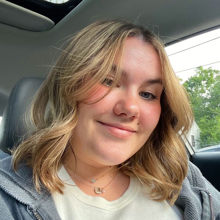 Profile Picture of Carly Niemiec (@@carlyniemiec) on Tiktok