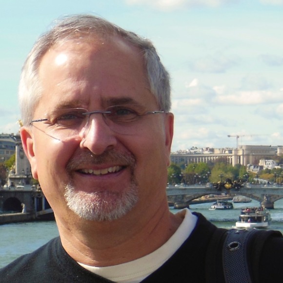 Profile Picture of Robert Aubel (@raubel) on Poshmark