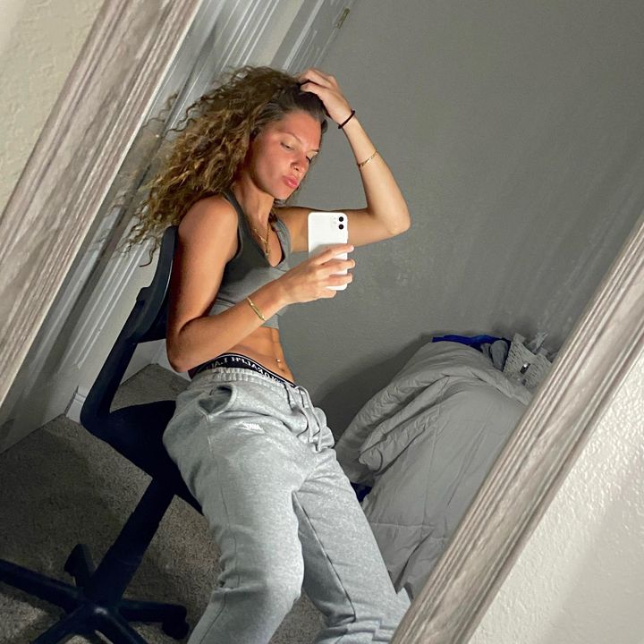 Profile Picture of MandieBricker (@mandiebricker_) on Tiktok