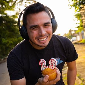 Profile Picture of Jean Lorenzo (@mazimostar) on Tiktok