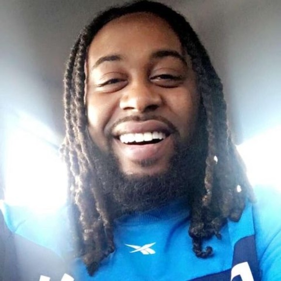 Profile Picture of Derrick Braddock (@braddockderrick) on Poshmark