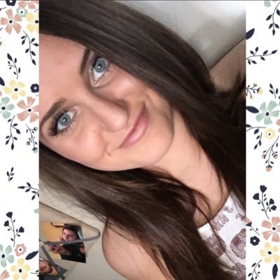 Profile Picture of Caroline Mohr (@C_MohrNoMore) on Twitter