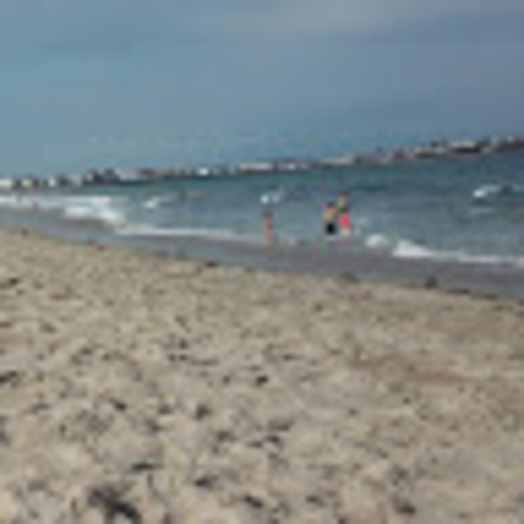 Profile Picture of Kaitlin Ovitt (@ovitt14) on Poshmark