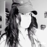 Profile Picture of Laura Godin Lahoreau (@lauragdn73) on Instagram