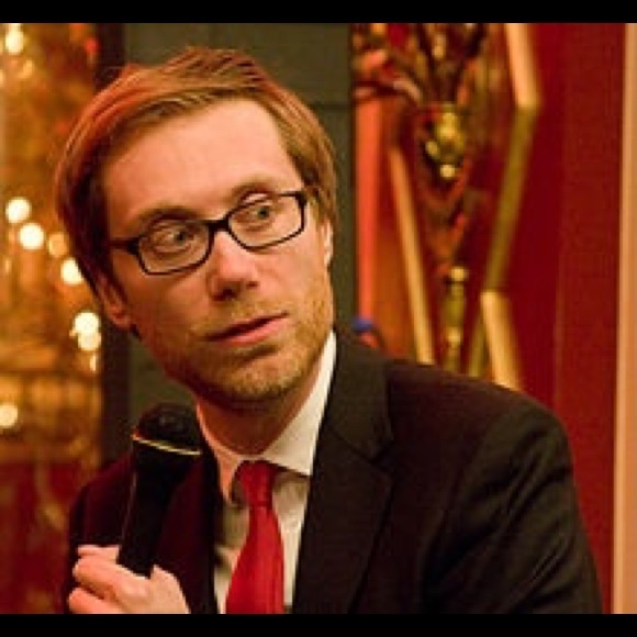 Profile Picture of Mike Teer (@maksimrad) on Poshmark