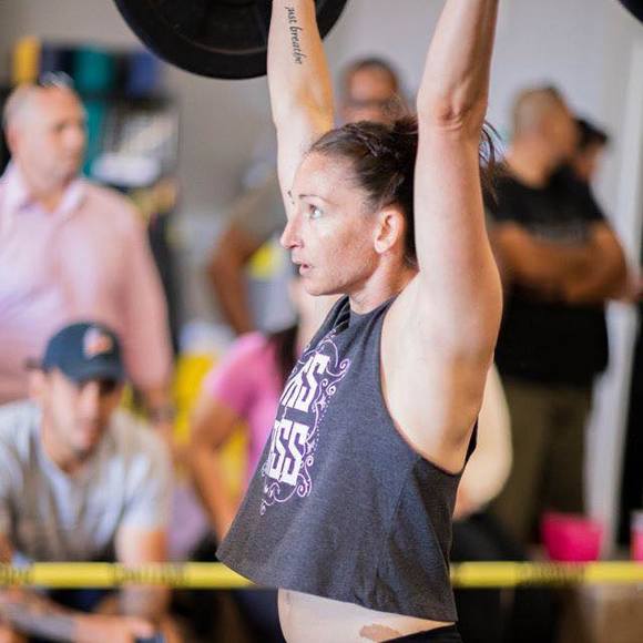 Profile Picture of Jennifer Mauser (@jennifermauser) on Poshmark