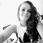 Profile Picture of Jen Randall (@jennaenaefromtheblock) on Instagram