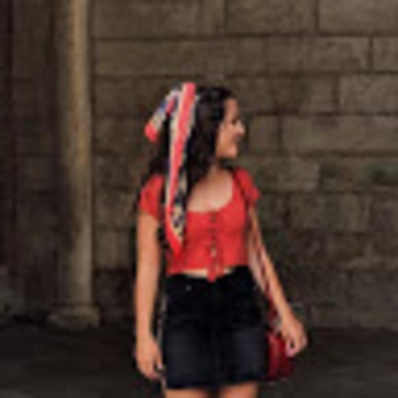 Profile Picture of Carly Rion (@ccrion01) on Poshmark