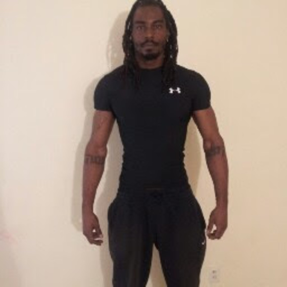 Profile Picture of Al Mcphatter (@figyareeks) on Poshmark