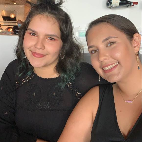 Profile Picture of Cassandra Stilwell (@cassie62797) on Poshmark