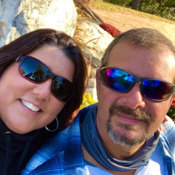 Profile Picture of Renee Sicola (@nee4au) on Poshmark