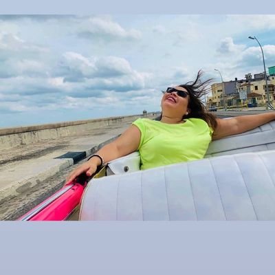 Profile Picture of Dolly Lara (@DollyLara9) on Twitter