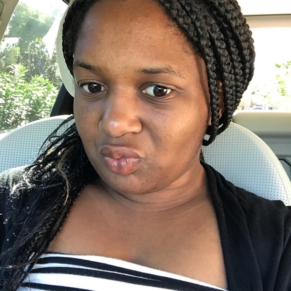 Profile Picture of Jazzmine Lastrapes (@jazzminelastrap) on Poshmark