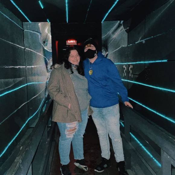 Profile Picture of Cheyenne Calhoun (@cheycalhoun03) on Poshmark