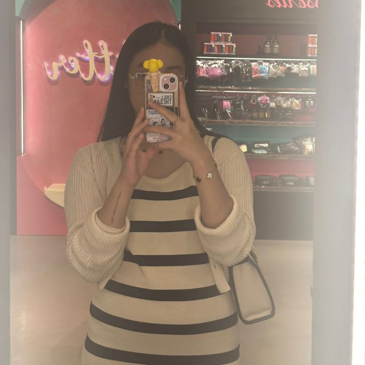 Profile Picture of wen (@_.jiawen) on Tiktok