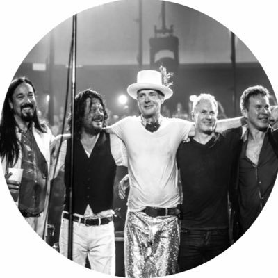 Profile Picture of Long Time Running (@TheHipFans) on Twitter