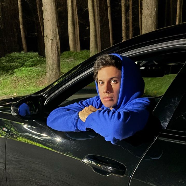 Profile Picture of   TikTok oficial de Carlos... (@carlos_name) on Tiktok