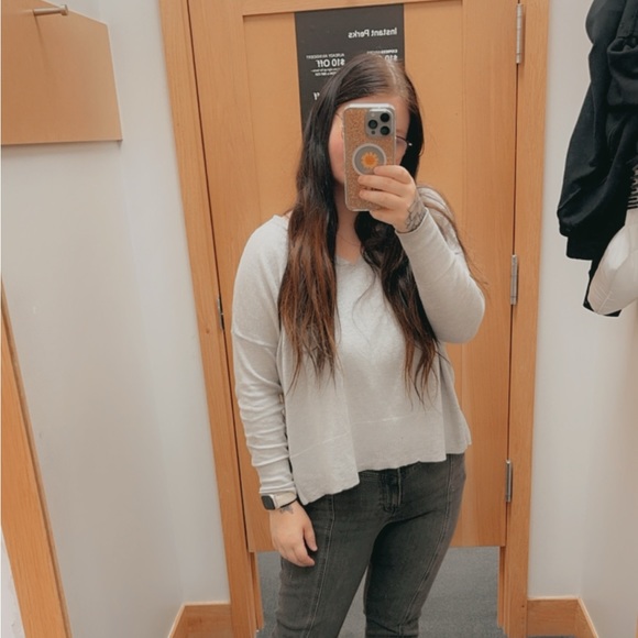 Profile Picture of Kaylee Krumpos (@kayleekrumpos) on Poshmark