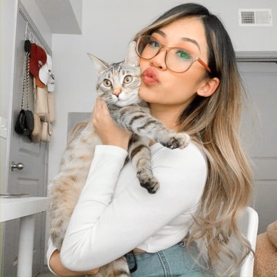 Profile Picture of Cindynguyen (@cindayylay) on Twitter